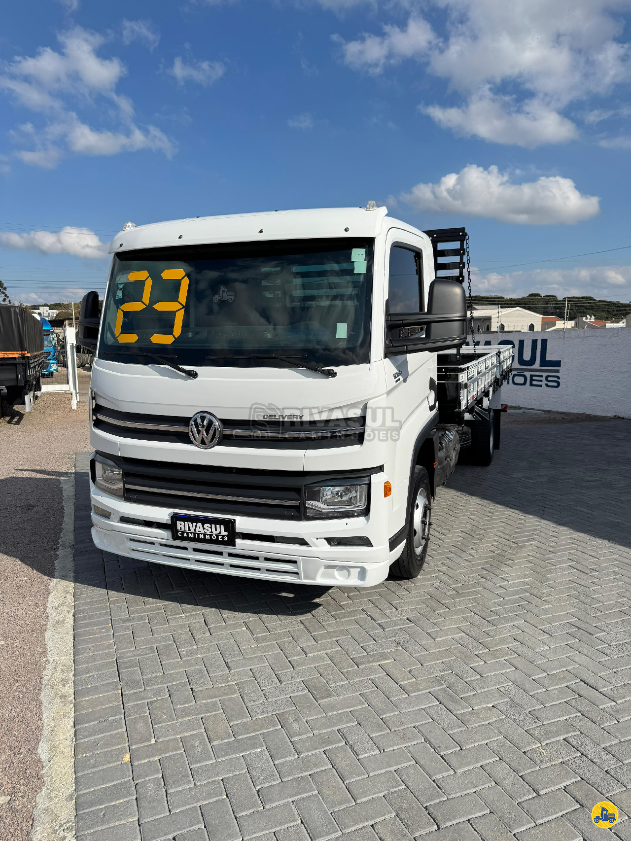 CAMINHAO VOLKSWAGEN VW 11180 Carga Seca 3/4 4x2 Rivasul Caminhões CURITIBA PARANÁ PR